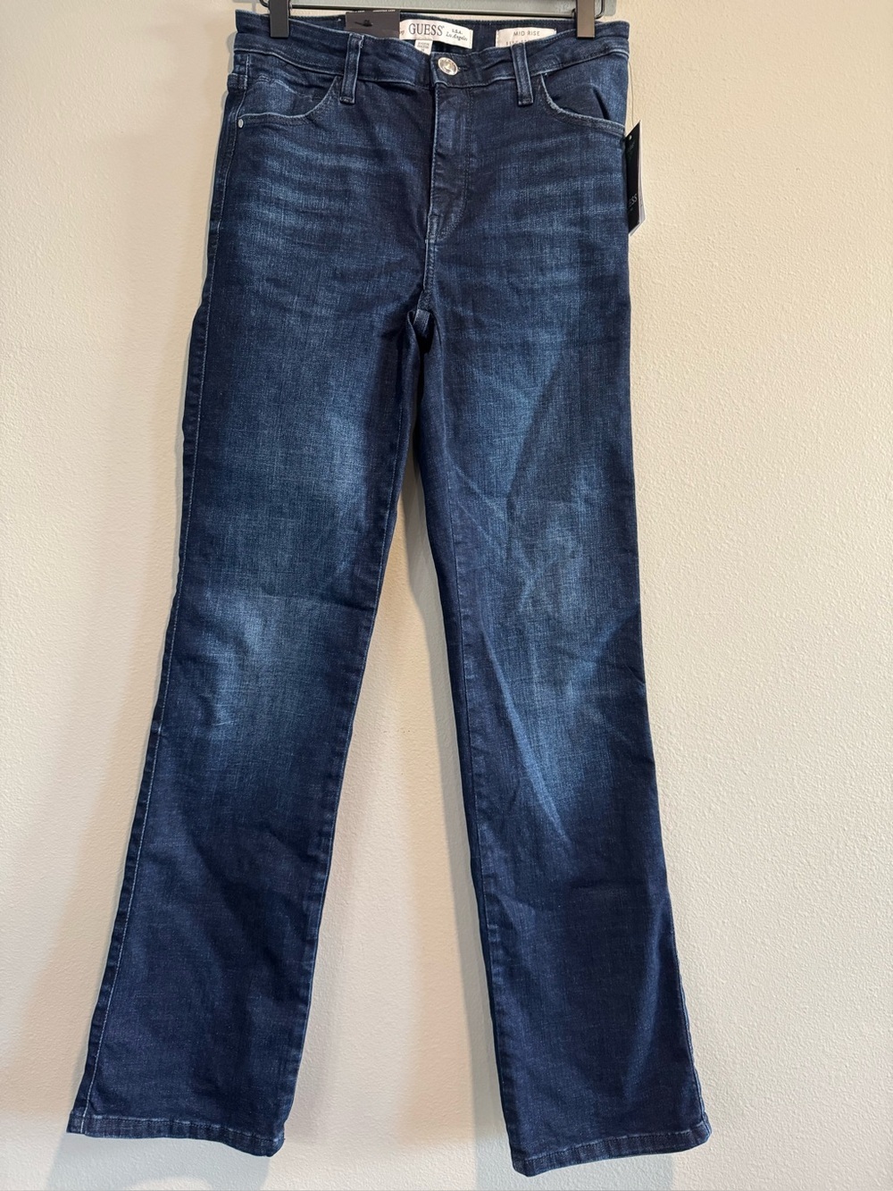 GUESS Dark Indigo Sexy Straight Leg Jeans Mid Rise Curvy Fit 26X32 NEW $98